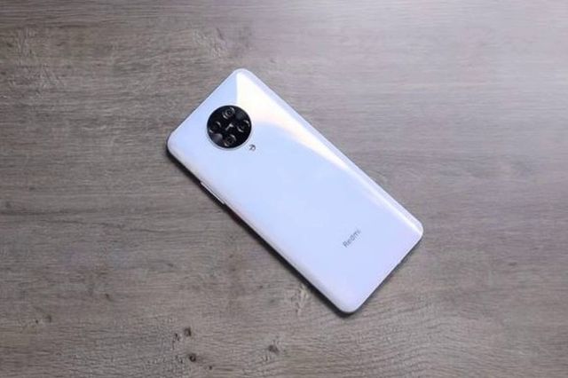 Xiaomi Redmi K30 Pro Обзор: Самый доступный флагманский смартфон