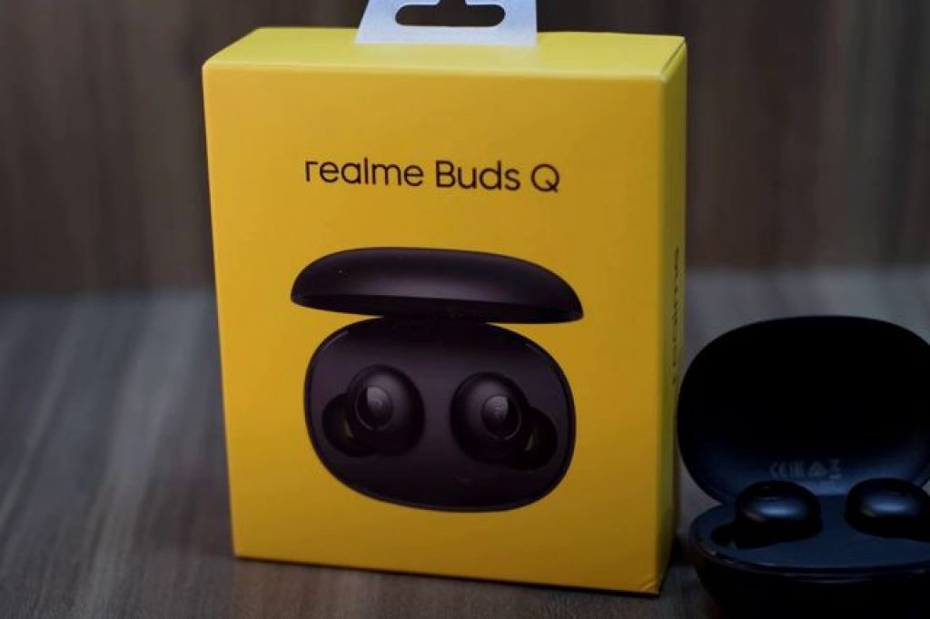 Realme Buds Q Обзор: Беспроводные TWS наушники за 25$
