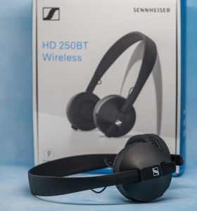 Обзор Sennheiser HD 250 BT — накладные Bluetooth-наушники