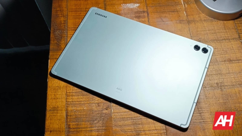 Galaxy Tab S9 FE+ Review: It's affordable, but it's also incredible!