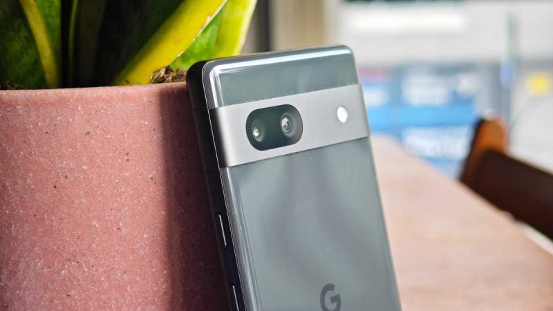 Google Pixel 7a vs Nothing Phone (2): Which is better?