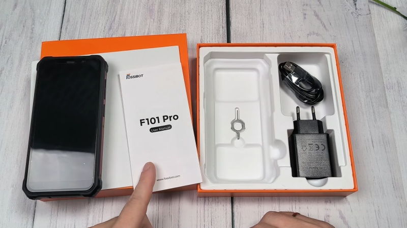 Fossibot F101 Pro Review – Best & Cheapest Rugged Phone with Unique Rear Display