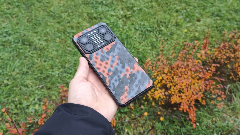 In-Depth Review of the IIIF150 B2 Pro: A Rugged Phone with Unique Features